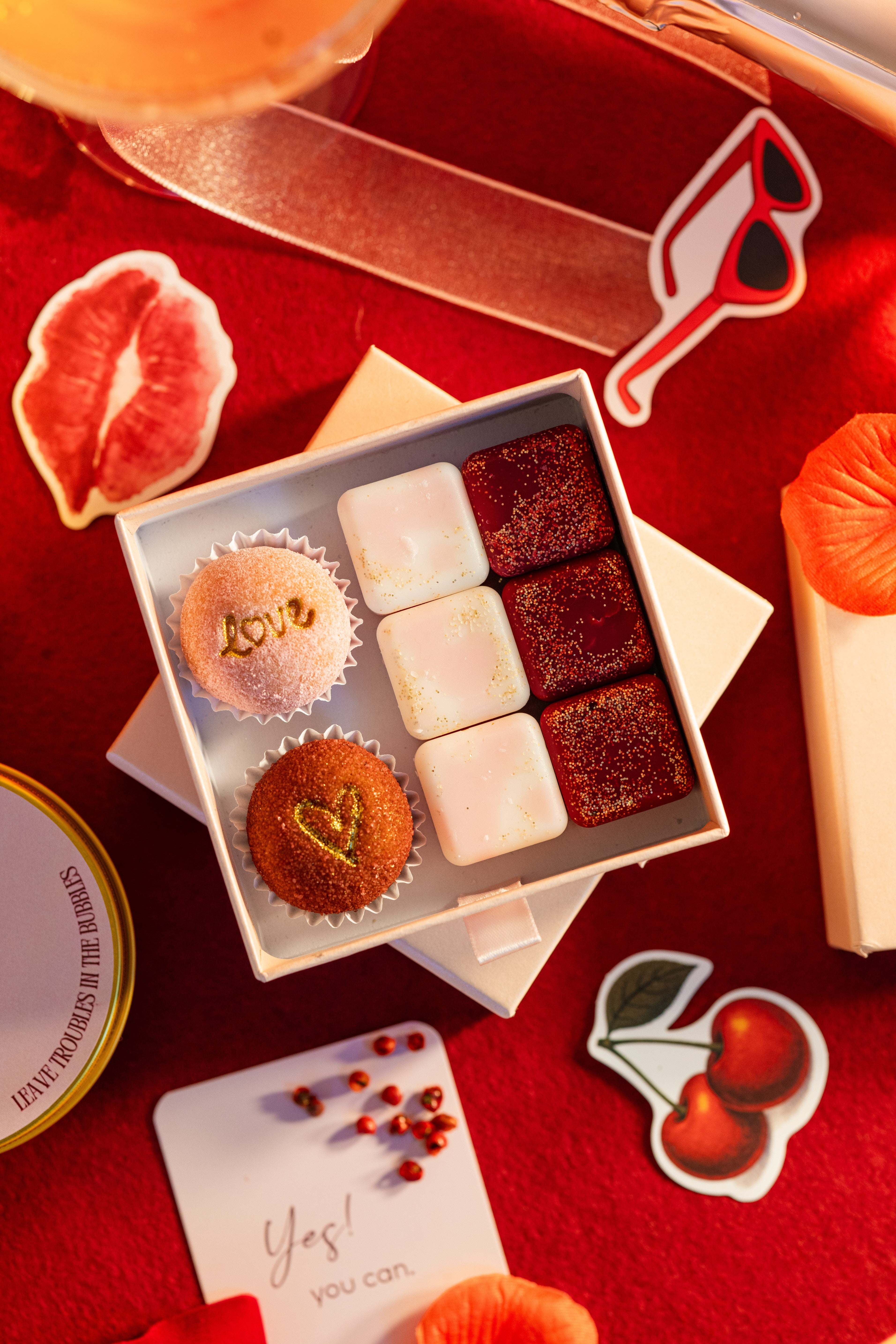 Caixa Love Collection - AIRA x Sospy