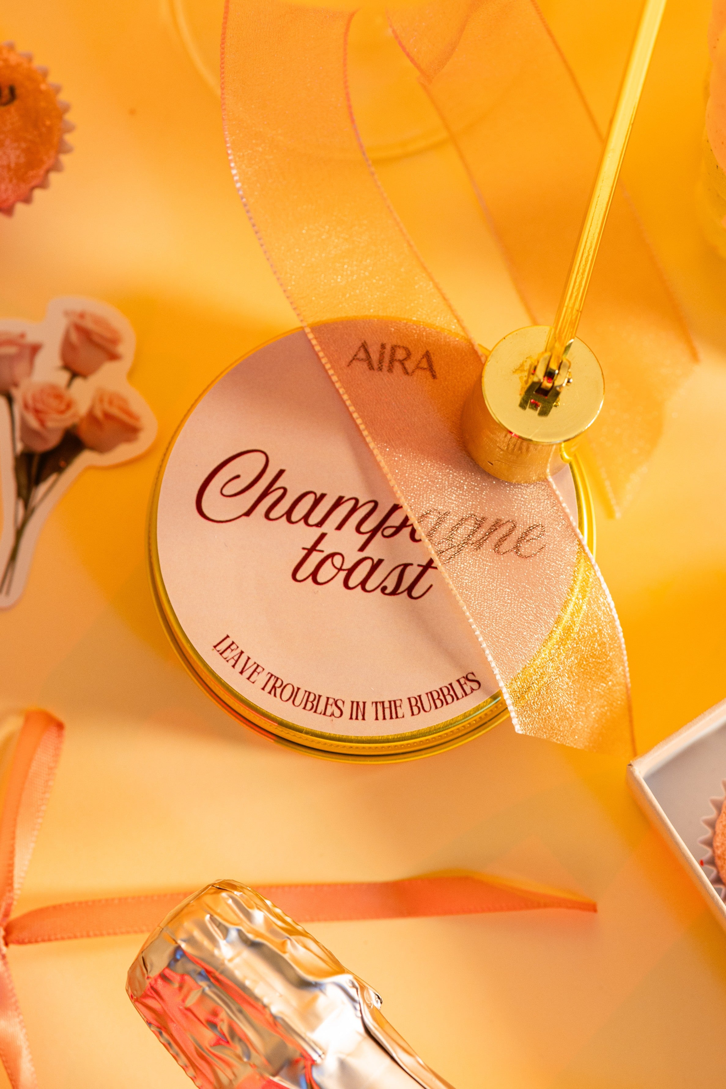 Champagne Toast Vela 100g + Caixa Champagne AIRA x Sospy