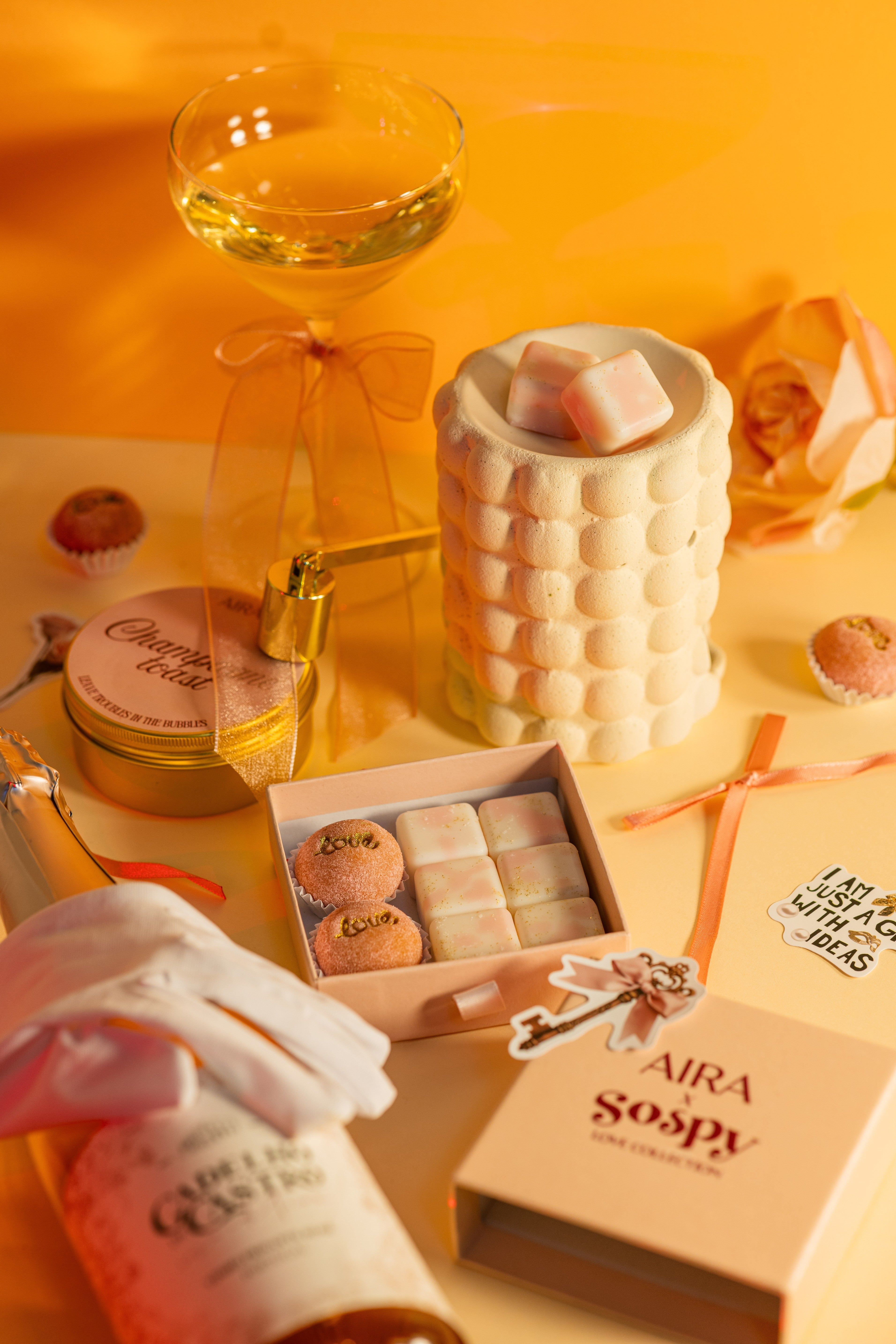 Champagne Toast Vela 100g + Caixa Champagne AIRA x Sospy